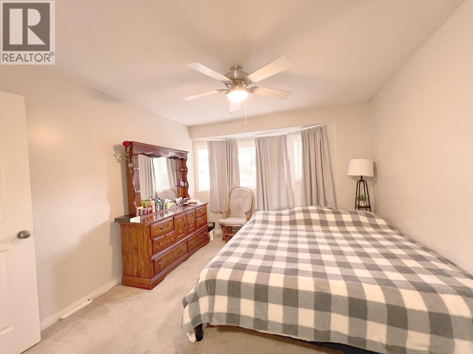 1945 Grasslands Boulevard Unit# 2, Kamloops, BC - Indoor Photo Showing Bedroom