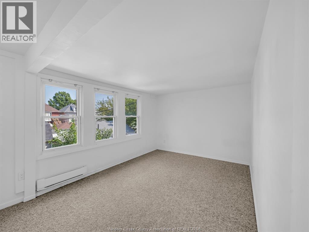 758 Pierre, Windsor, ON - Indoor Photo Showing Other Room