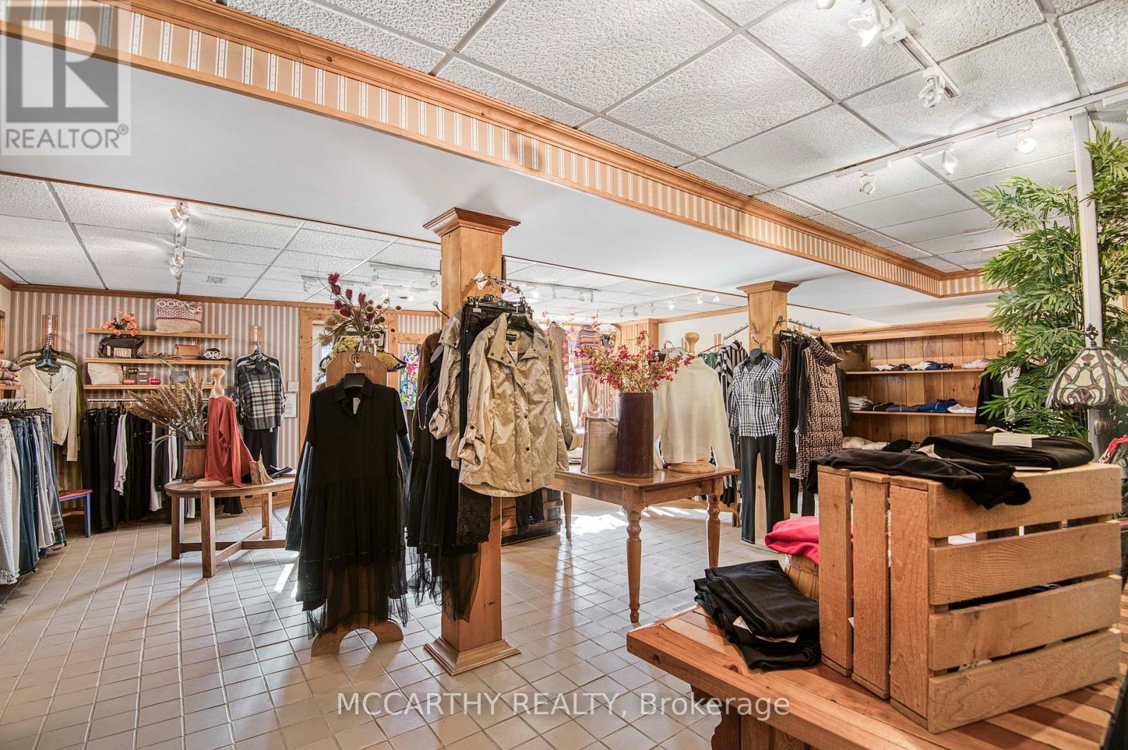 pretty displays - 21 Toronto Street S, Grey Highlands, ON