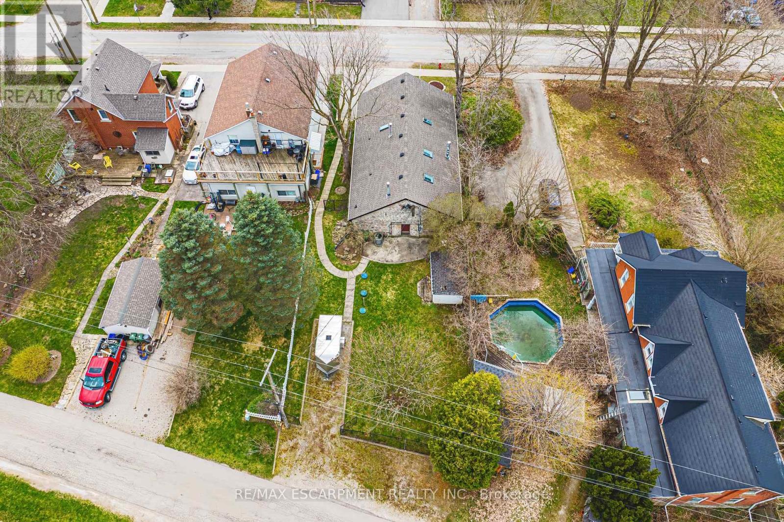 110 Freelton Road, Hamilton, ON