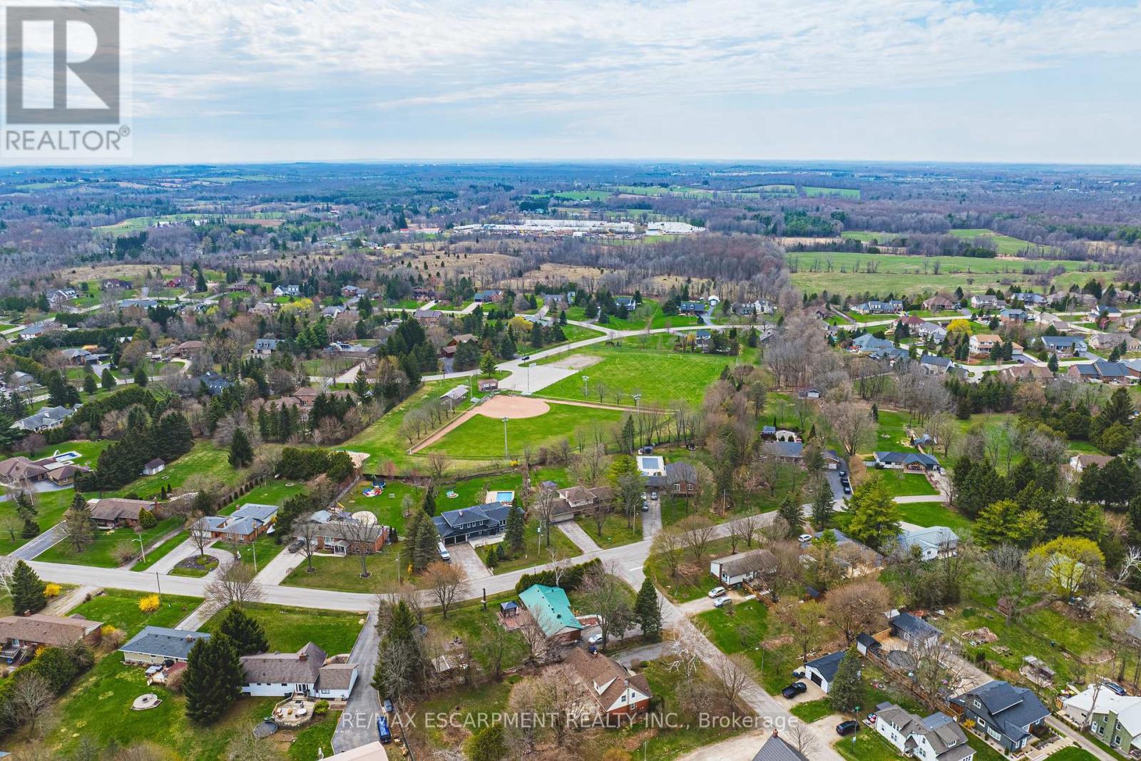 110 Freelton Road, Hamilton, ON