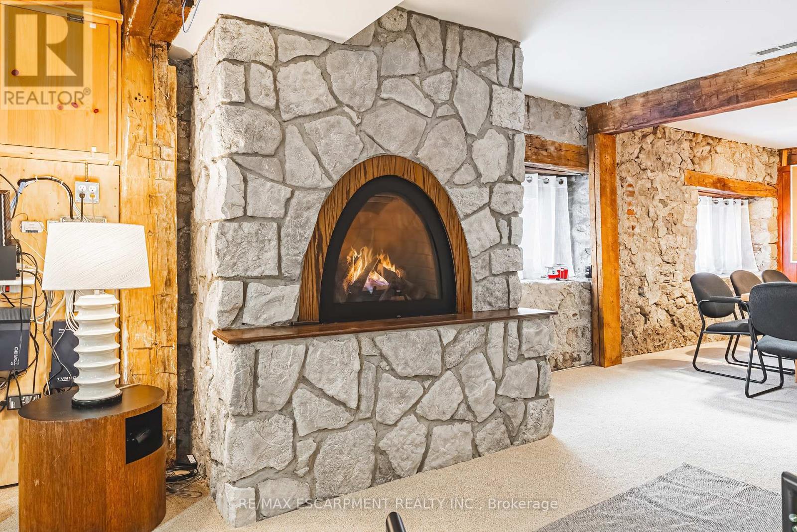 110 Freelton Road, Hamilton, ON