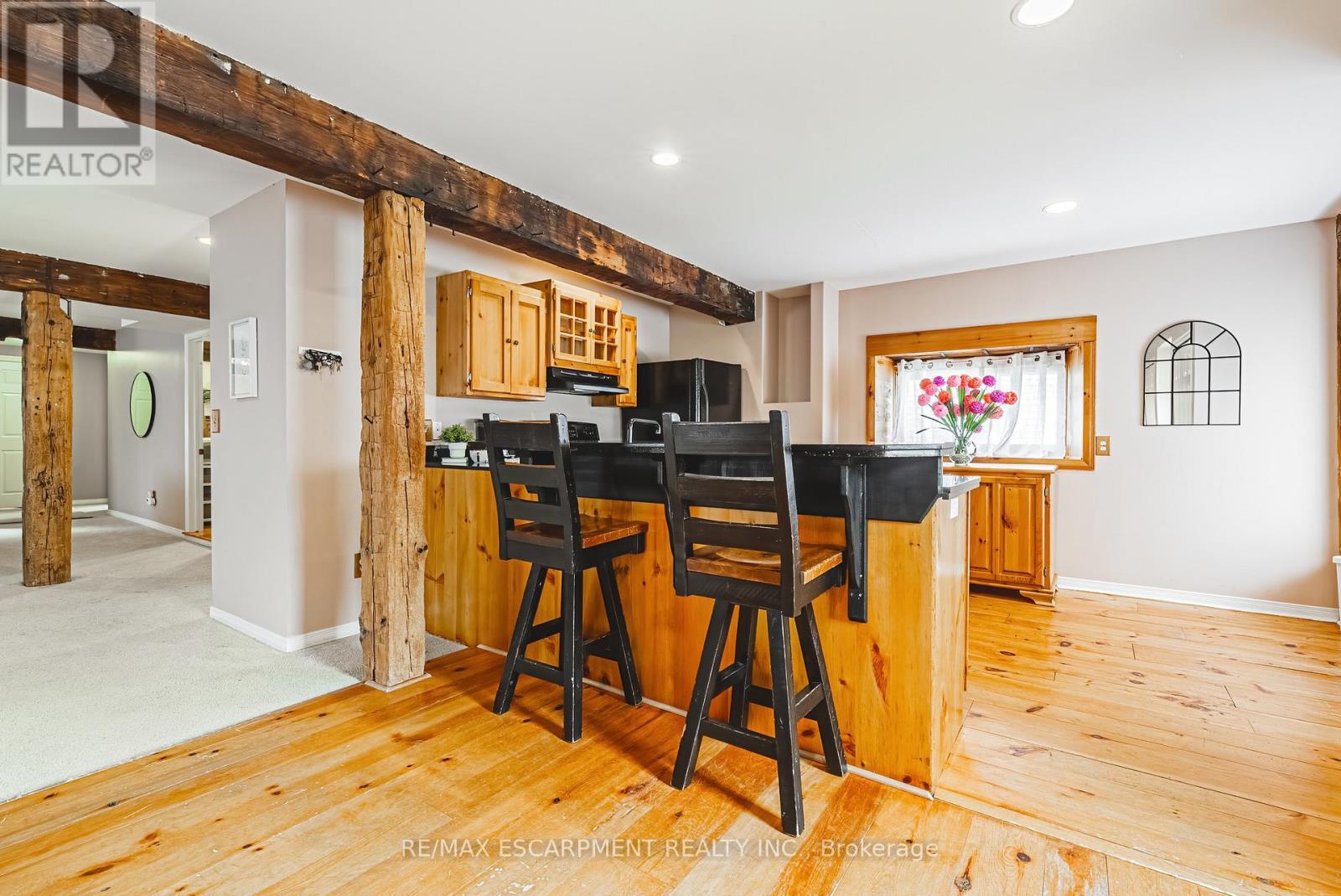 110 Freelton Road, Hamilton, ON