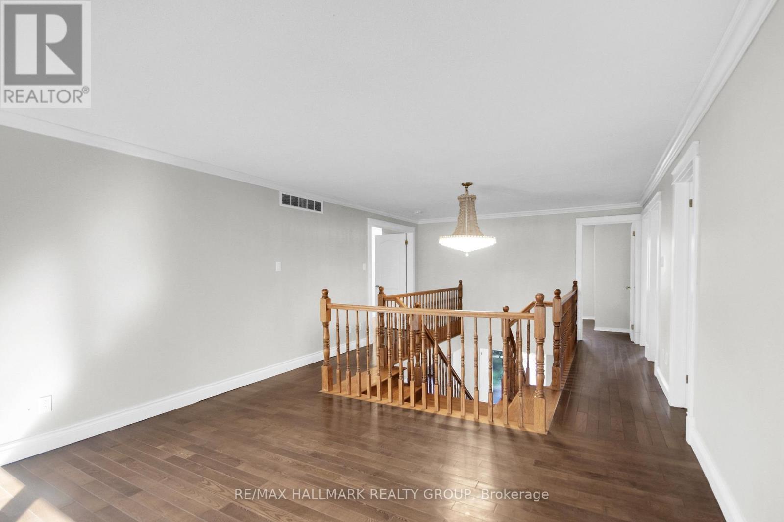 1662 Hunters Run Drive, Ottawa, ON