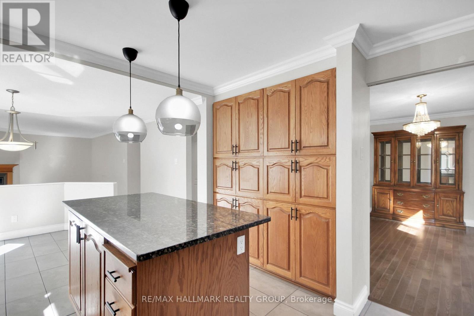 1662 Hunters Run Drive, Ottawa, ON