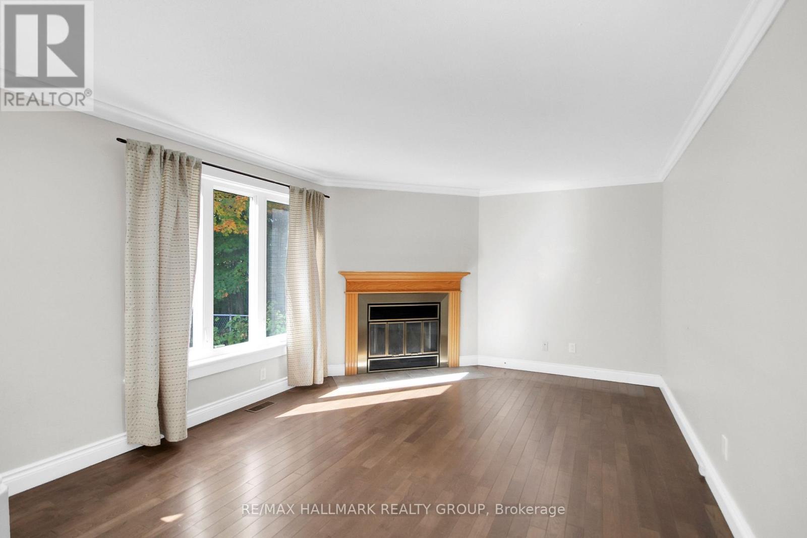 1662 Hunters Run Drive, Ottawa, ON