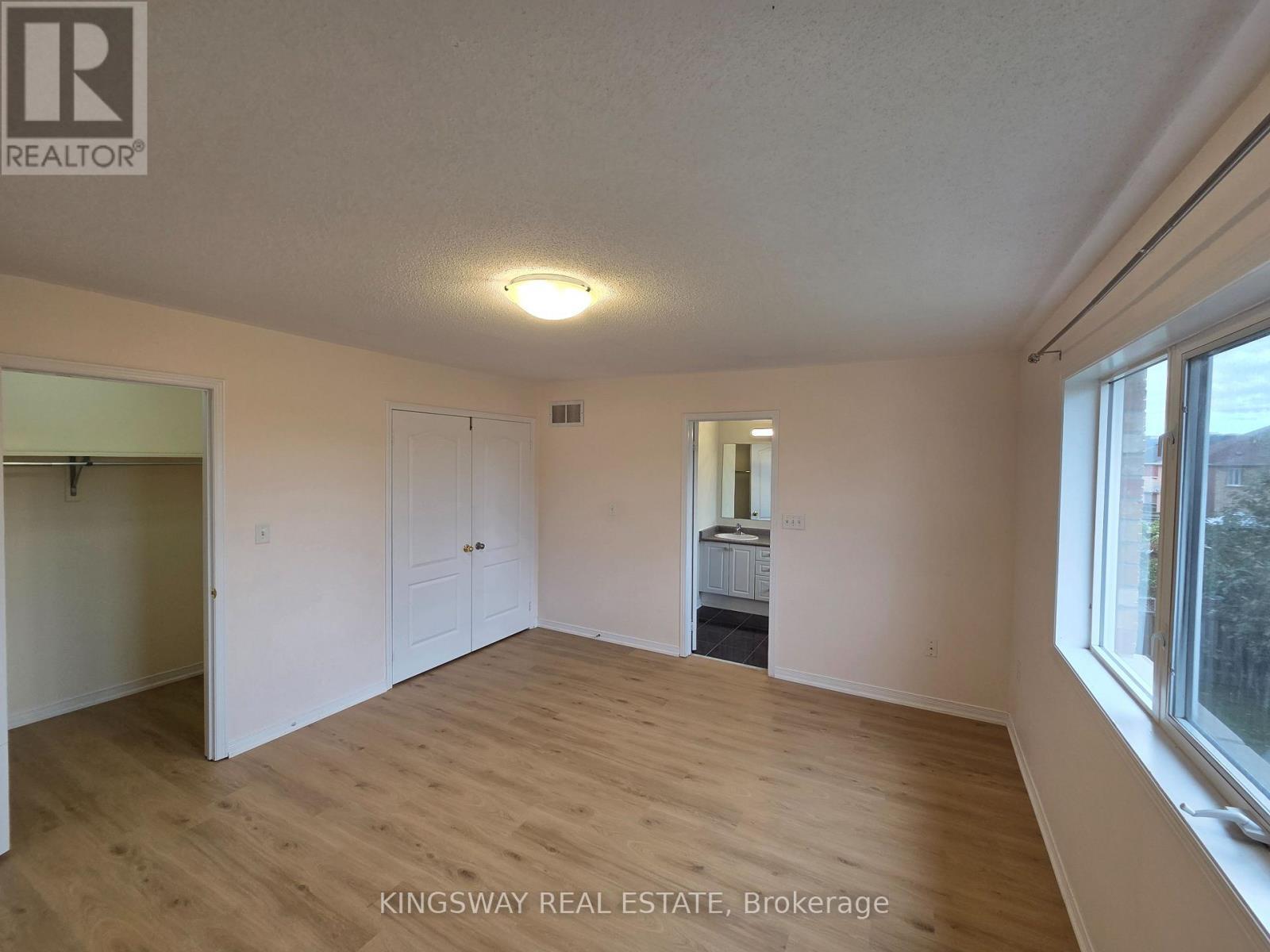 4859 Marble Arch Mews, Mississauga, ON - Indoor Photo Showing Other Room
