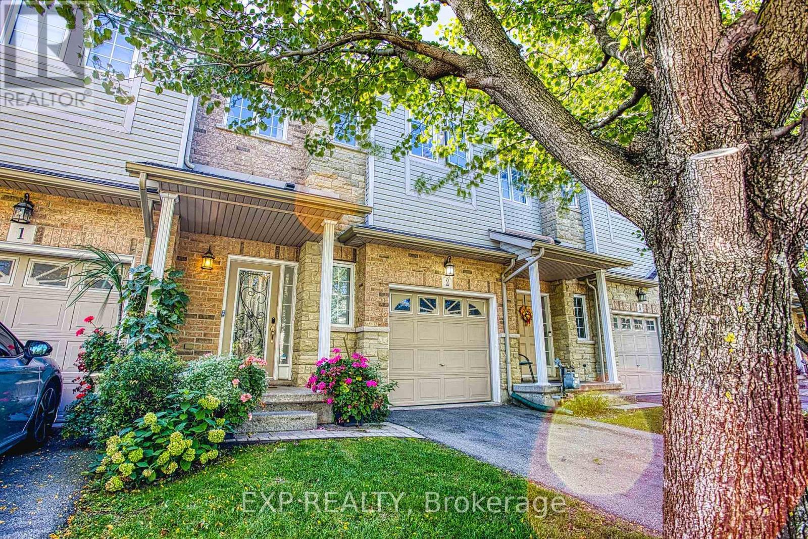 2 - 25 Ivybridge Drive, Hamilton, ON - Outdoor
