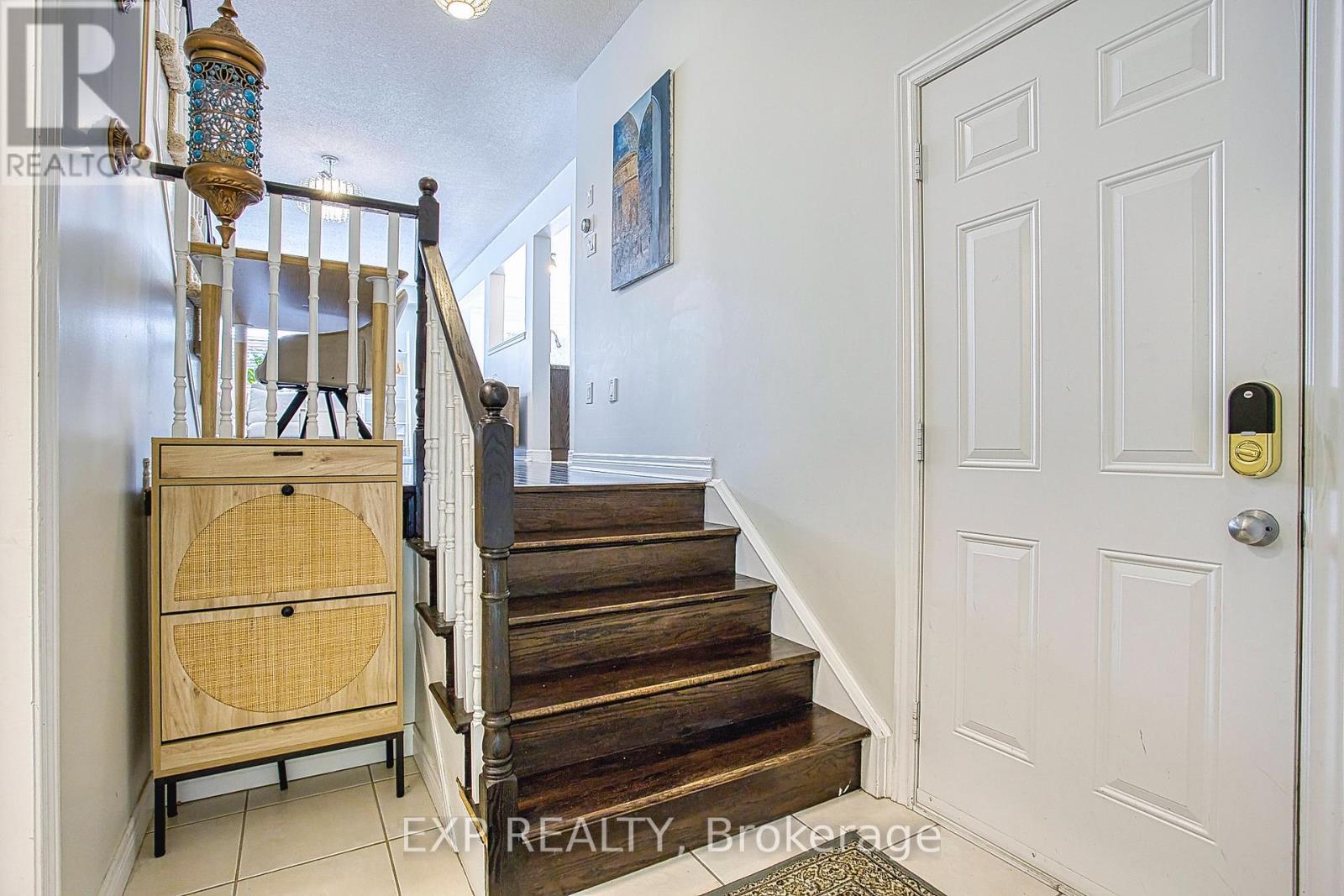 2 - 25 Ivybridge Drive, Hamilton, ON - Indoor Photo Showing Other Room