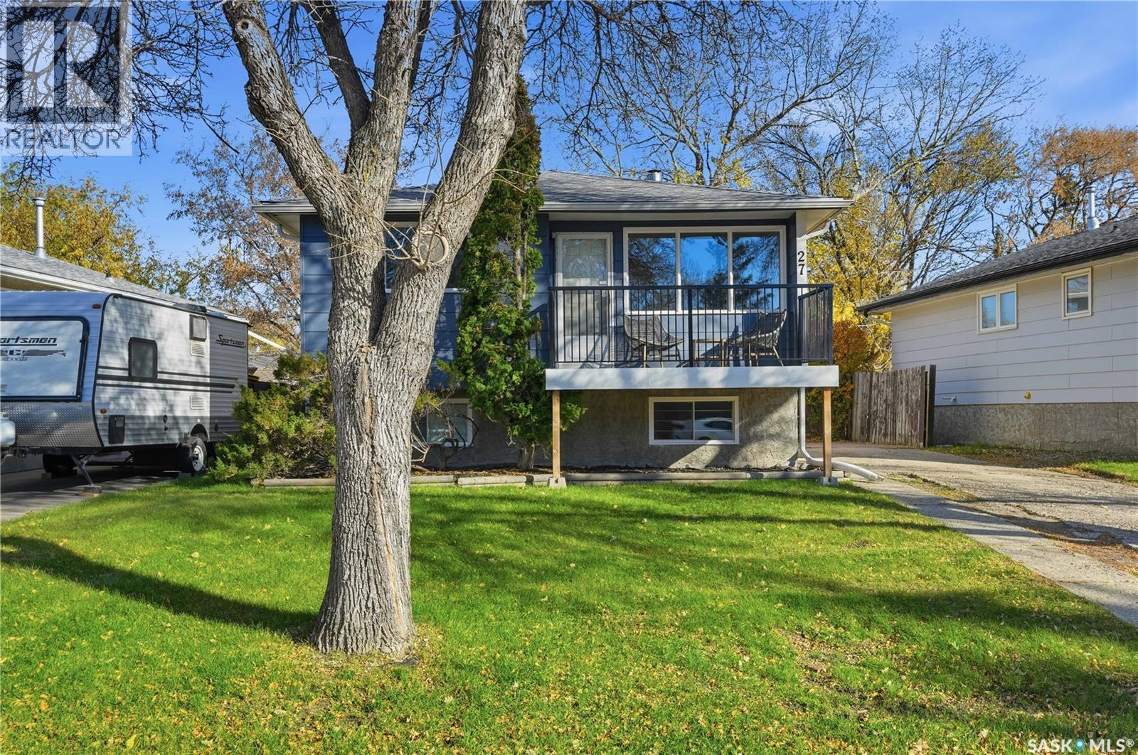 27 Brockelbank Crescent, Regina, SK - Outdoor With Balcony