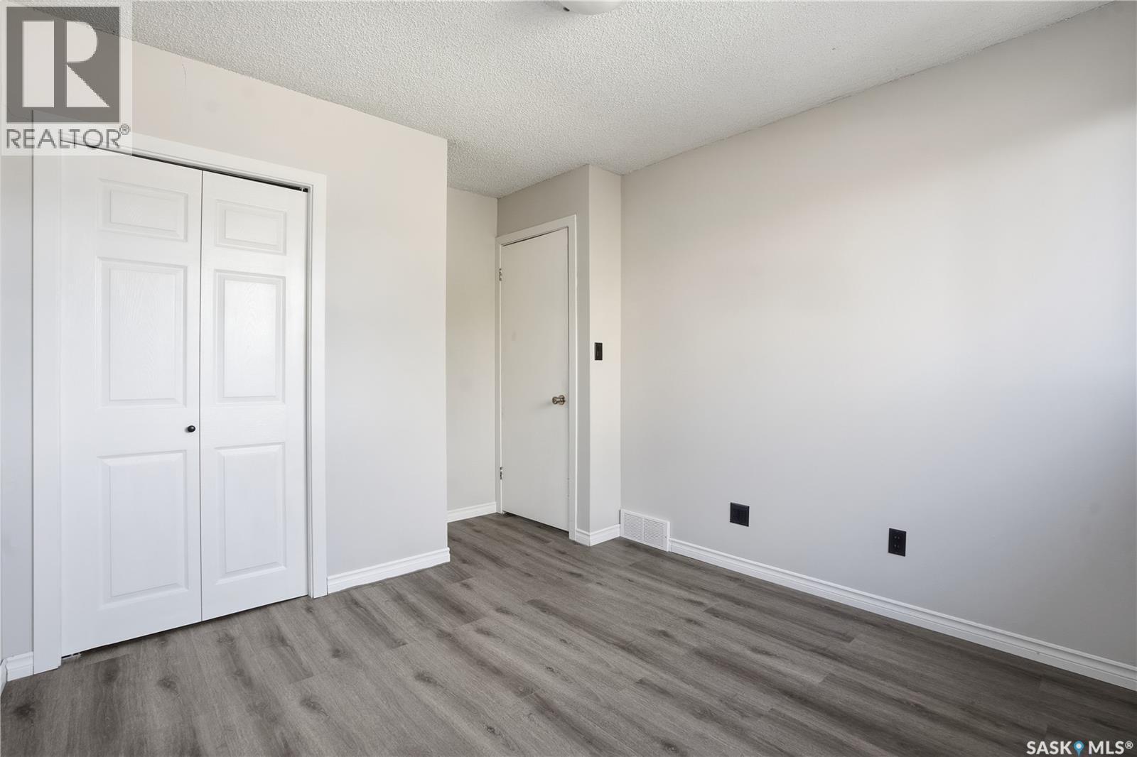 27 Brockelbank Crescent, Regina, SK - Indoor Photo Showing Other Room