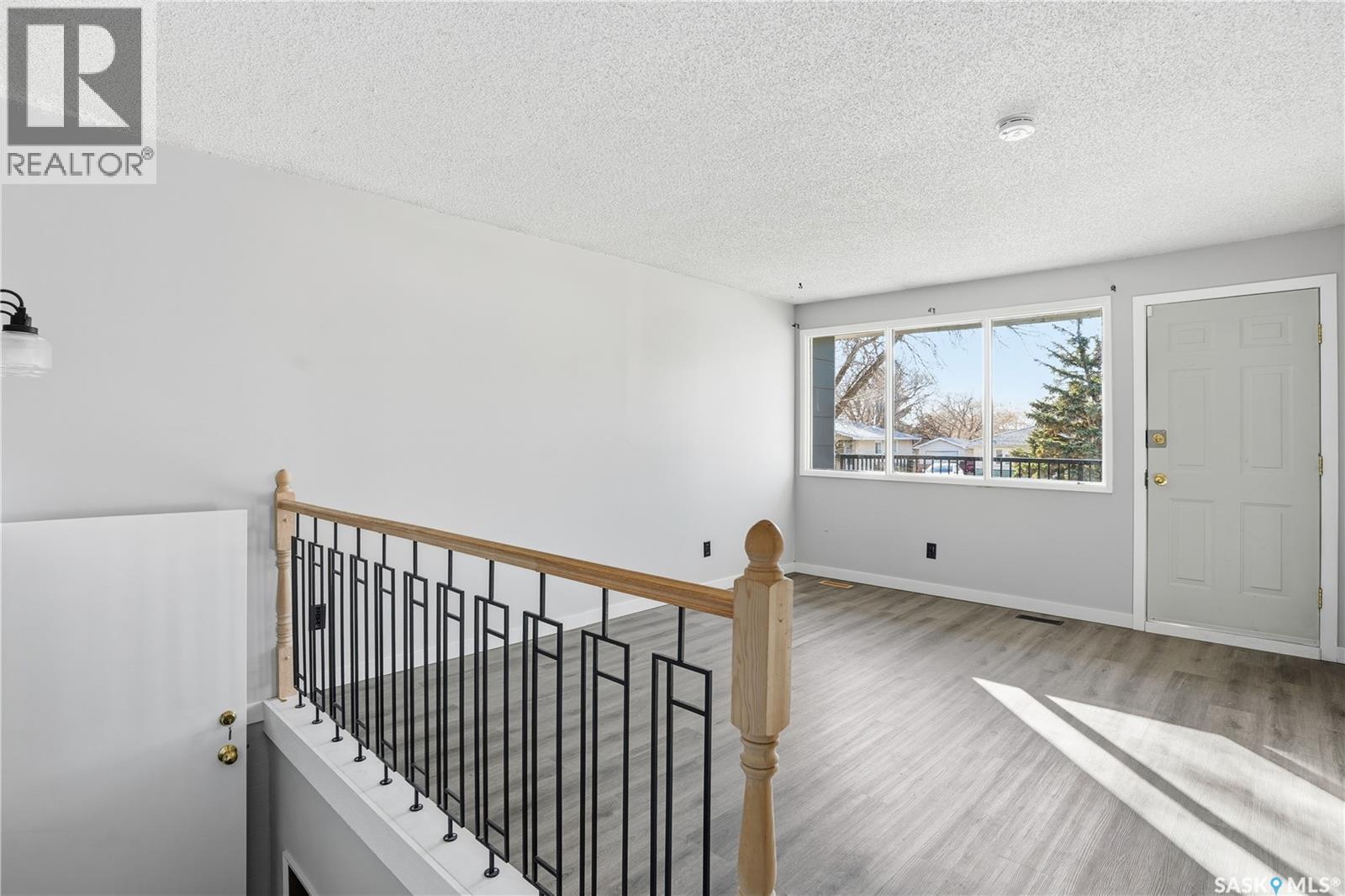 27 Brockelbank Crescent, Regina, SK - Indoor Photo Showing Other Room