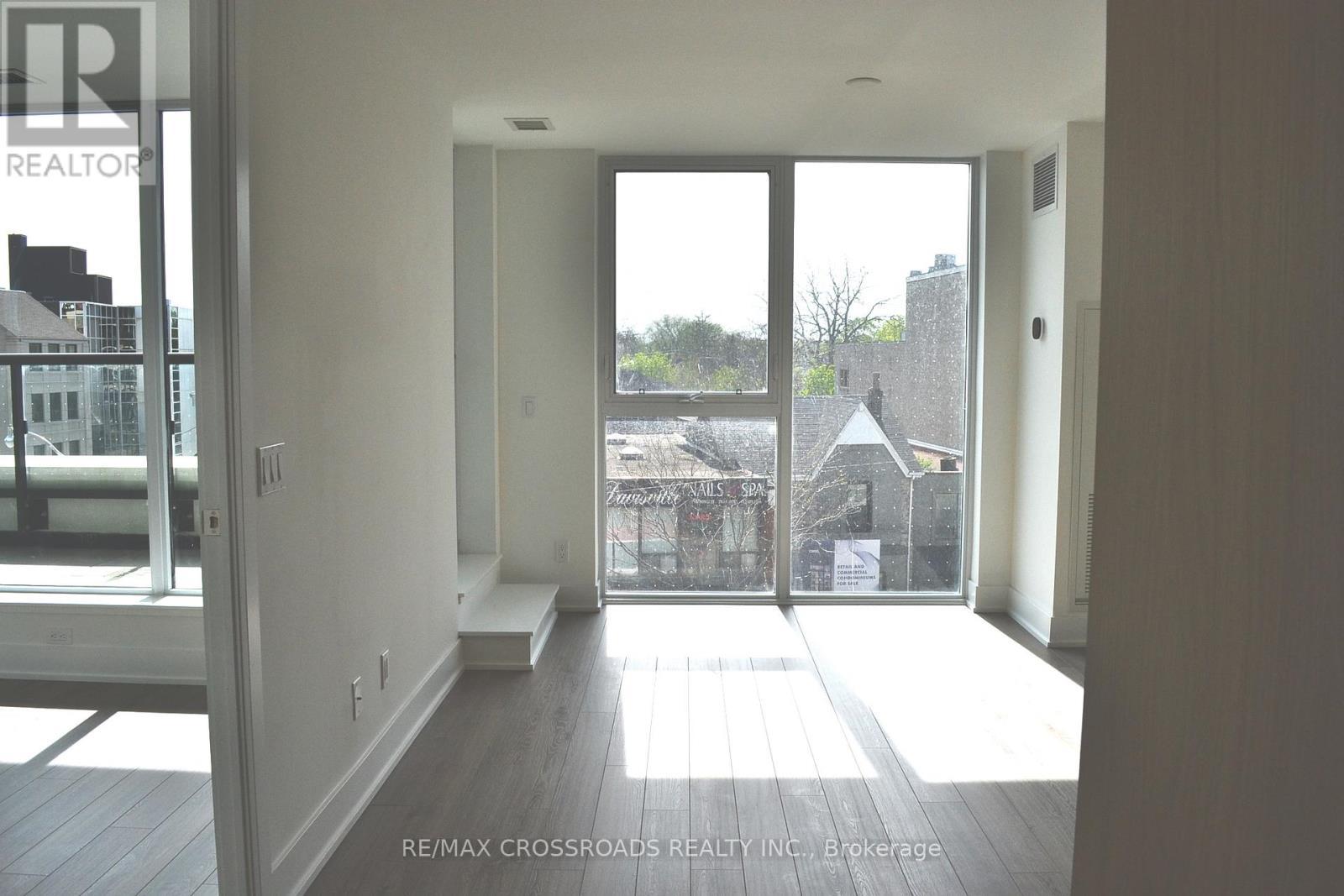303 - 1 Belsize Drive, Toronto, ON - Indoor Photo Showing Other Room