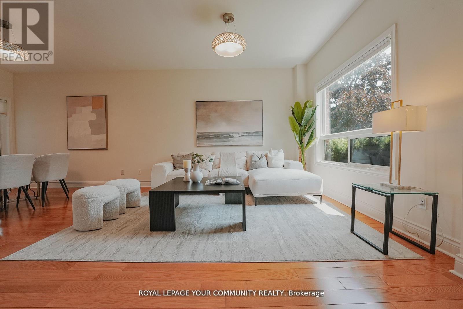 550 Greig Circle, Newmarket, ON - Indoor