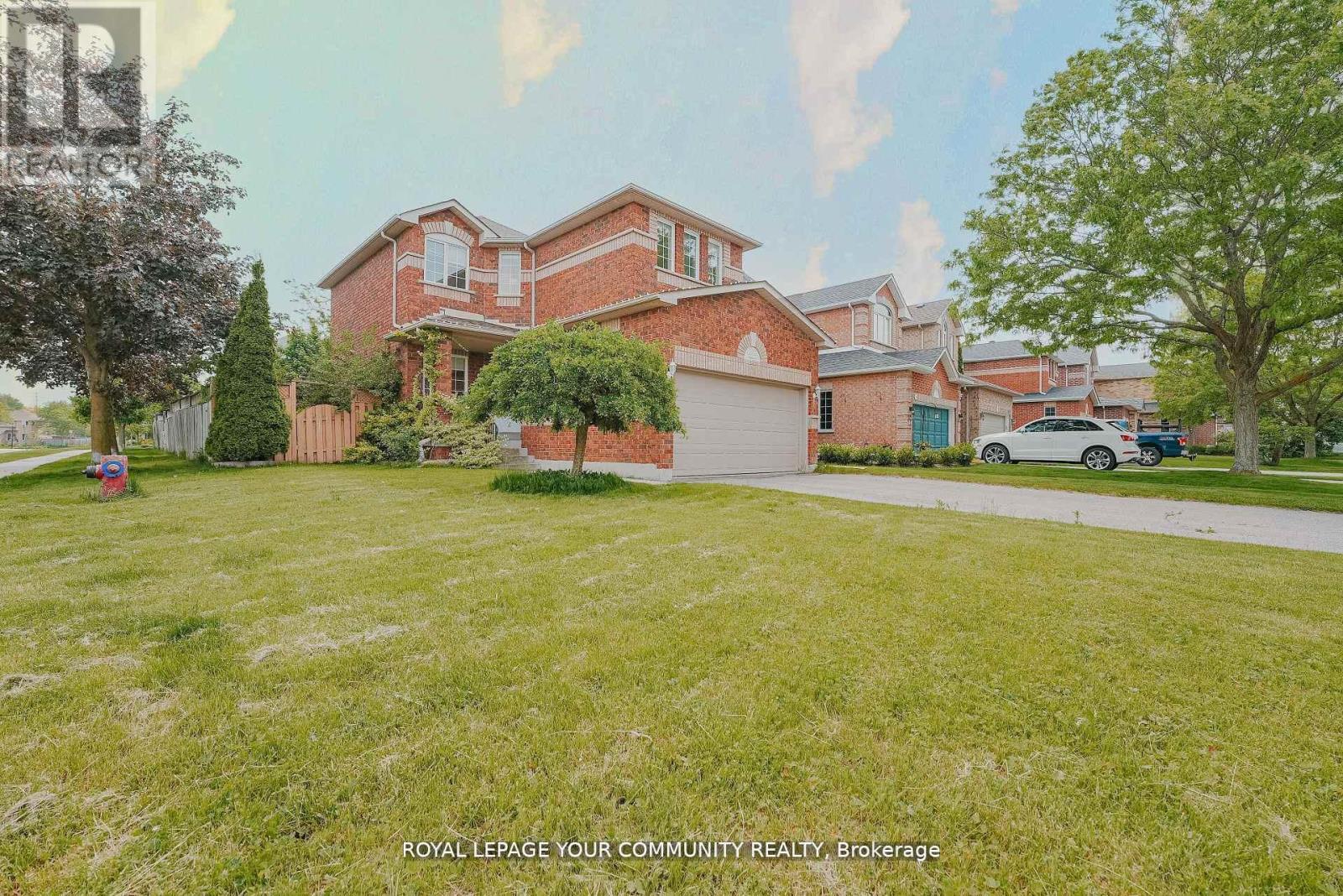 550 Greig Circle, Newmarket, ON - Outdoor