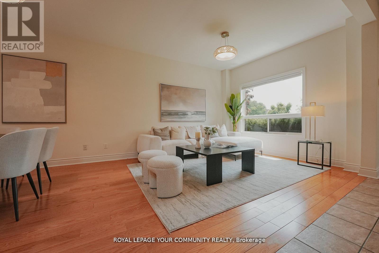 550 Greig Circle, Newmarket, ON - Indoor