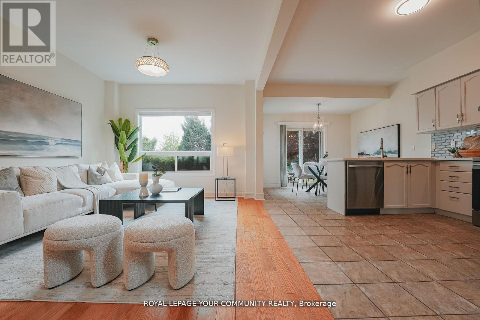 550 Greig Circle, Newmarket, ON - Indoor