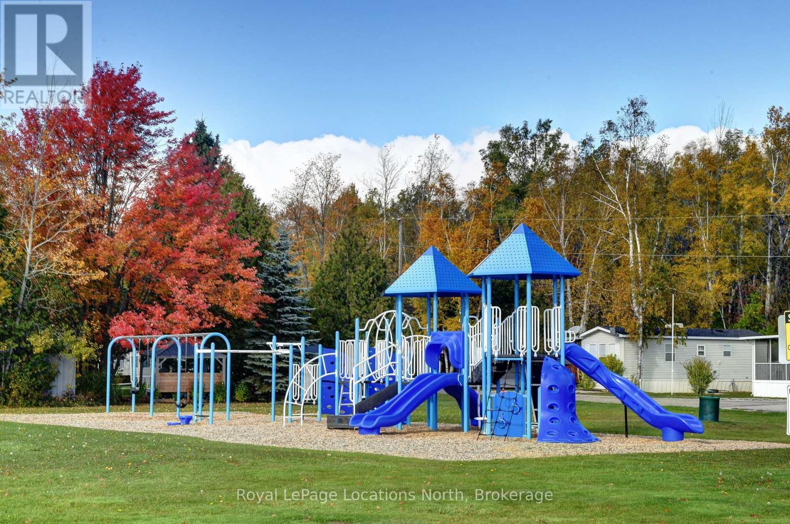 8 Prince Edward Drive, Springwater, ON - Outdoor