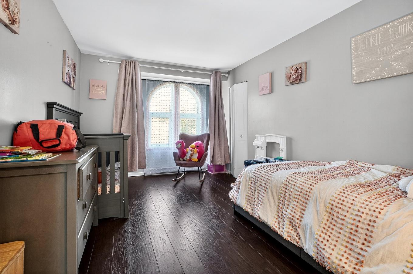 Bedroom - 19470 Boul. Elkas, Kirkland, QC - Indoor Photo Showing Bedroom