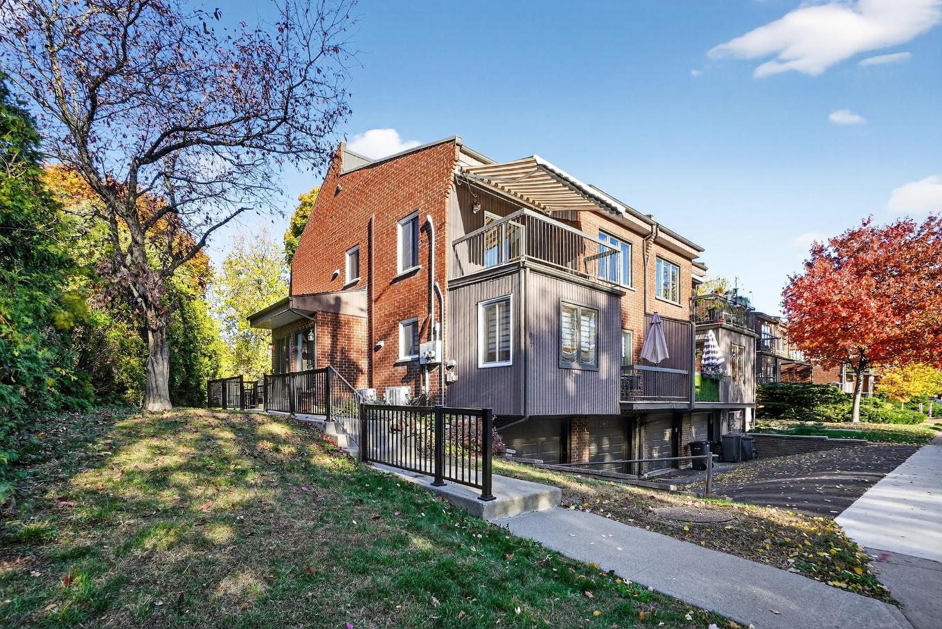 Frontage - 39 Rue St-Jean, Longueuil (Le Vieux-Longueuil), QC - Outdoor