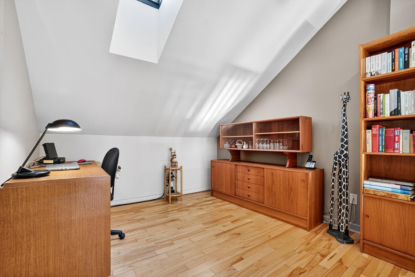 Bedroom - 39 Rue St-Jean, Longueuil (Le Vieux-Longueuil), QC - Indoor Photo Showing Office