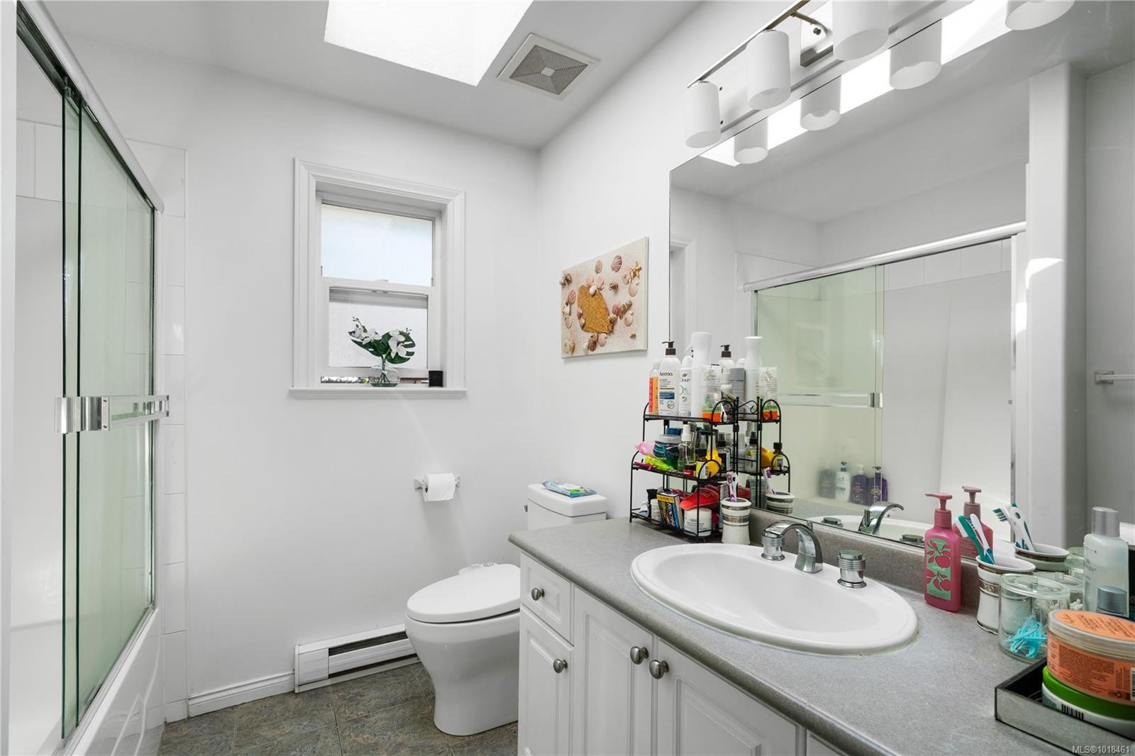 4202 Quadra St, Saanich, BC