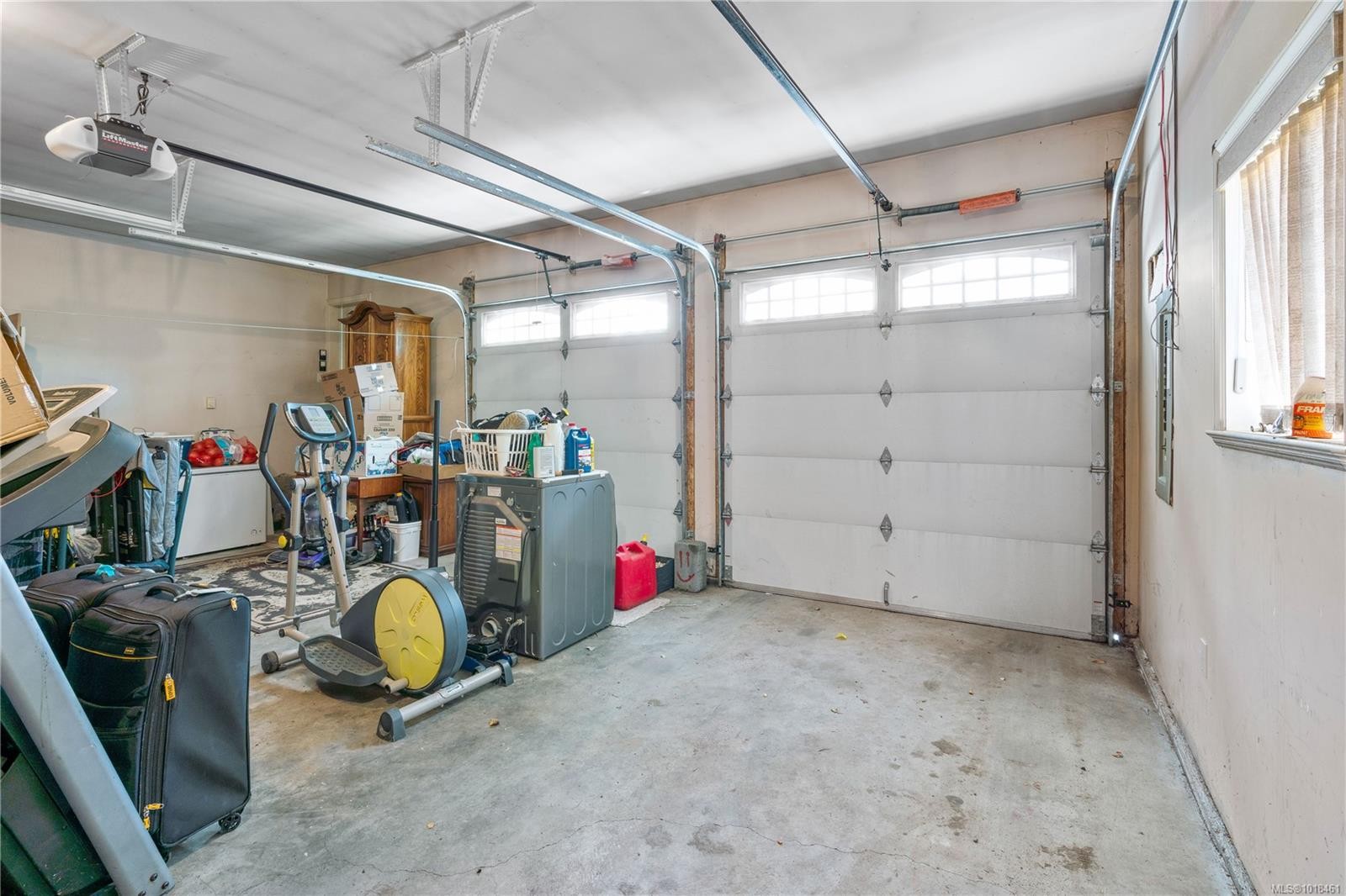 4202 Quadra St, Saanich, BC