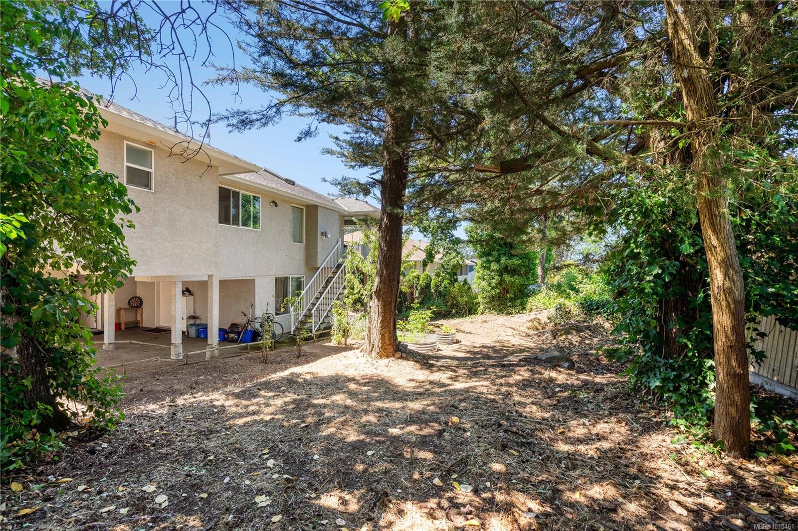 4202 Quadra St, Saanich, BC