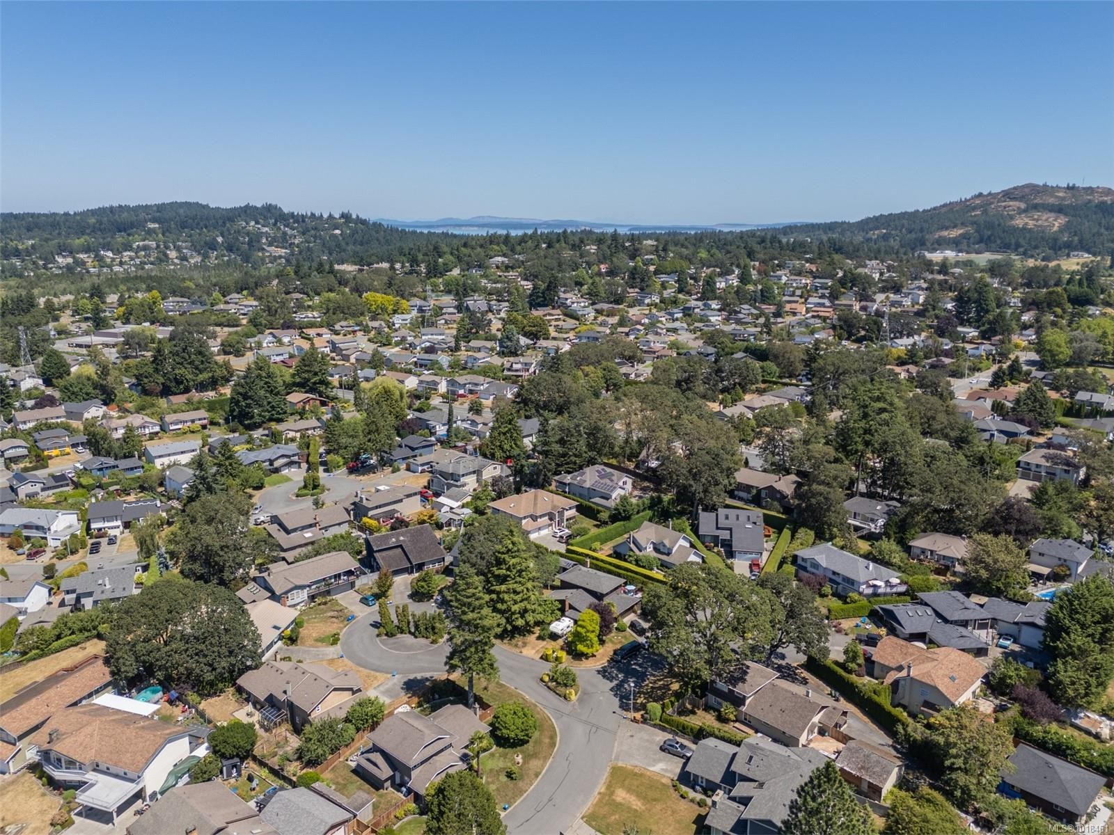 4202 Quadra St, Saanich, BC