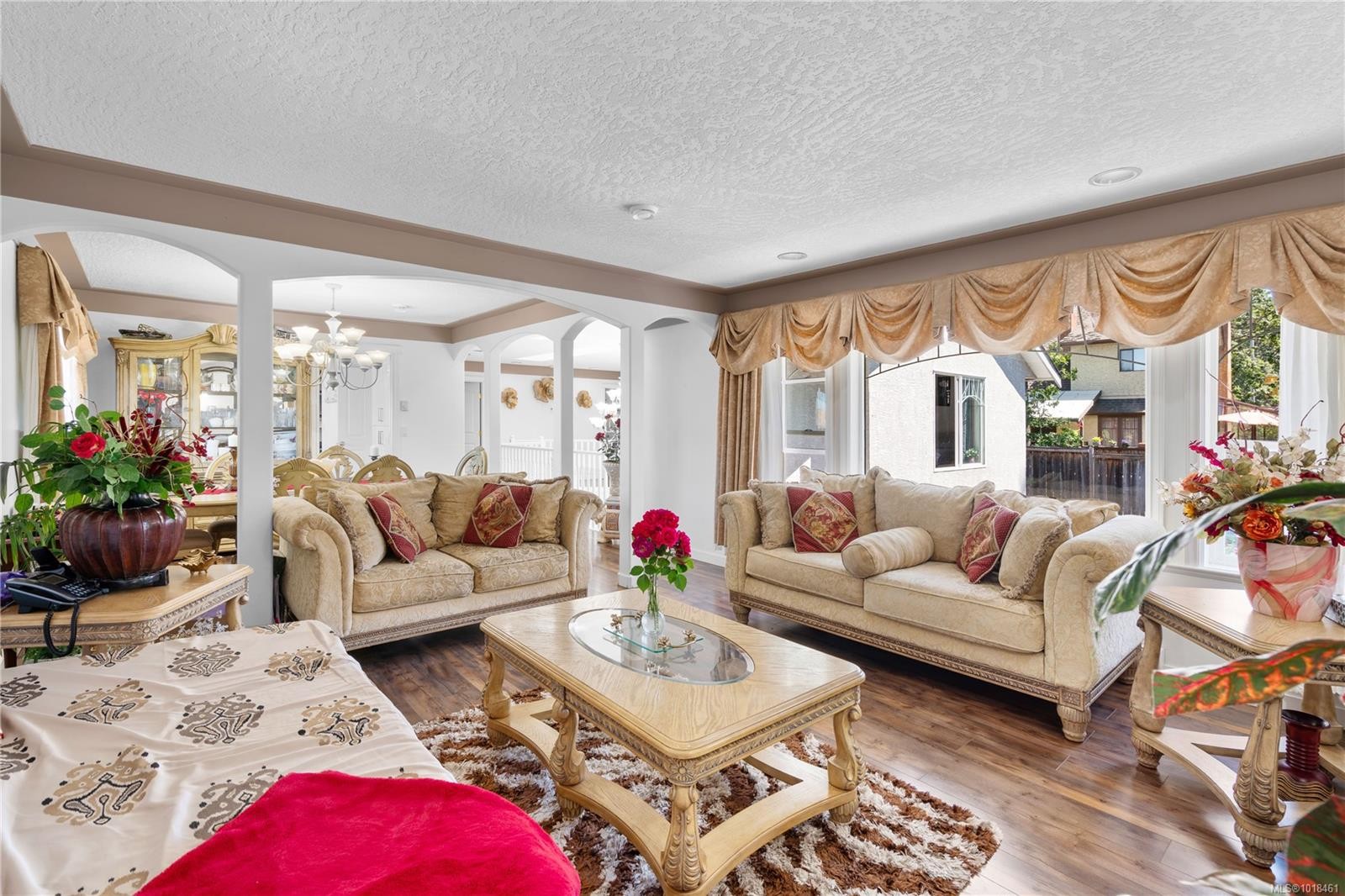 4202 Quadra St, Saanich, BC