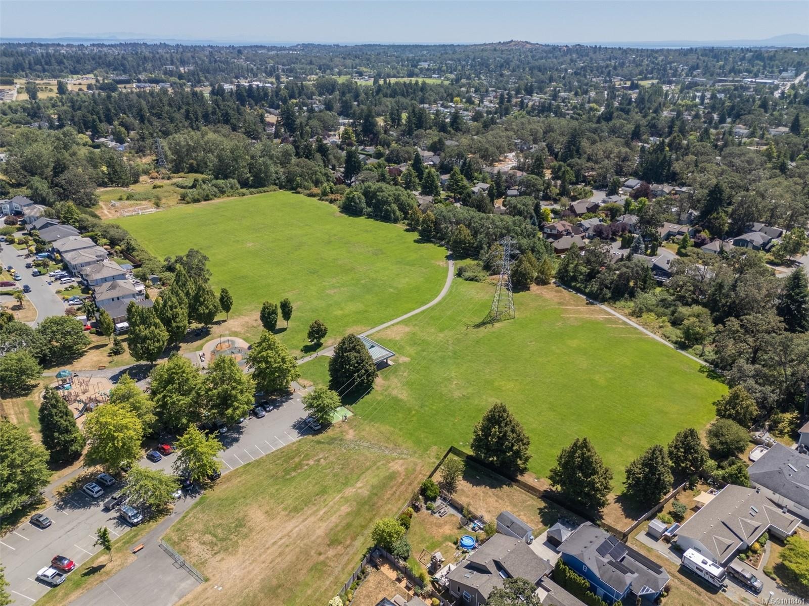 4202 Quadra St, Saanich, BC