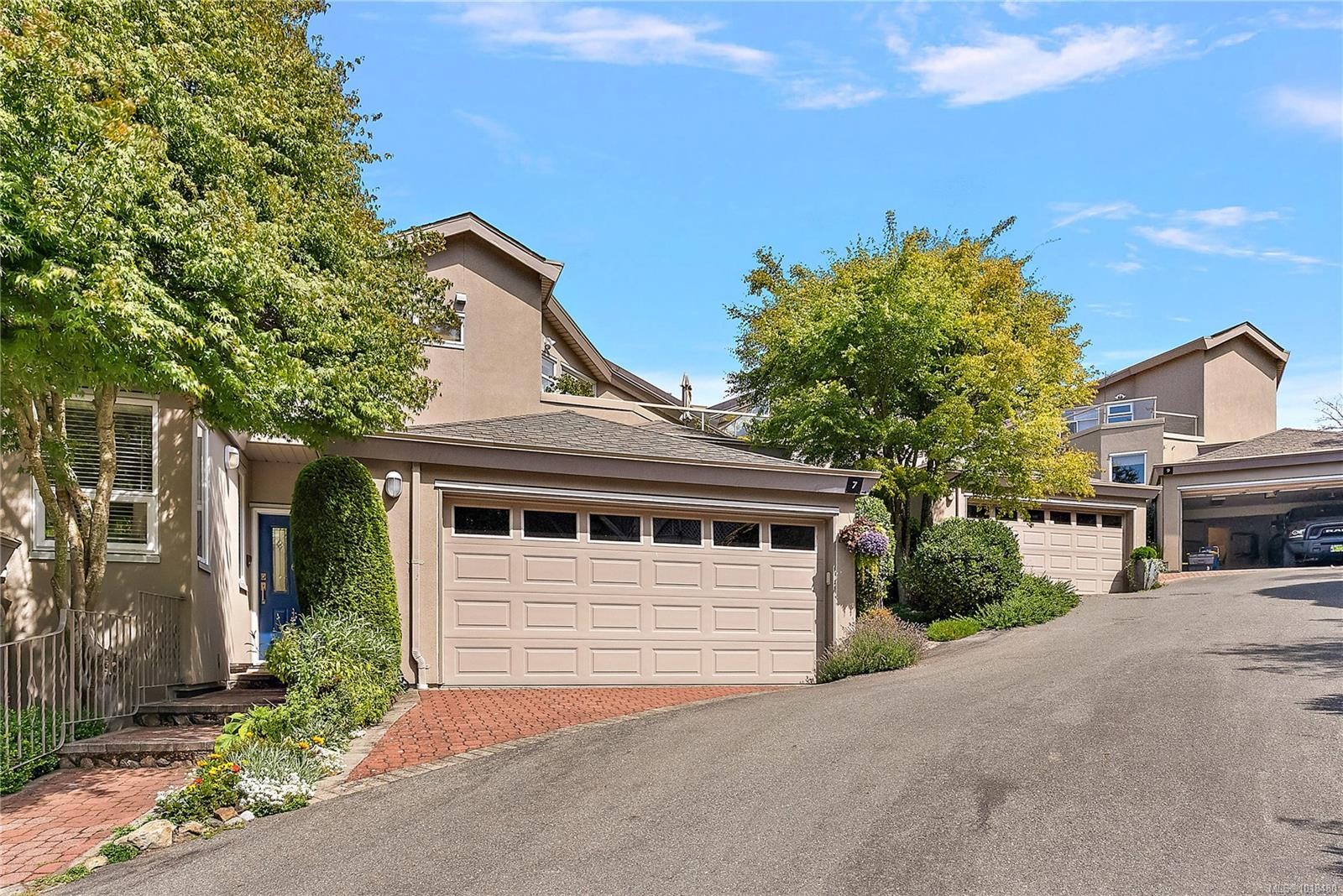 7-4771 Cordova Bay Rd, Saanich, BC