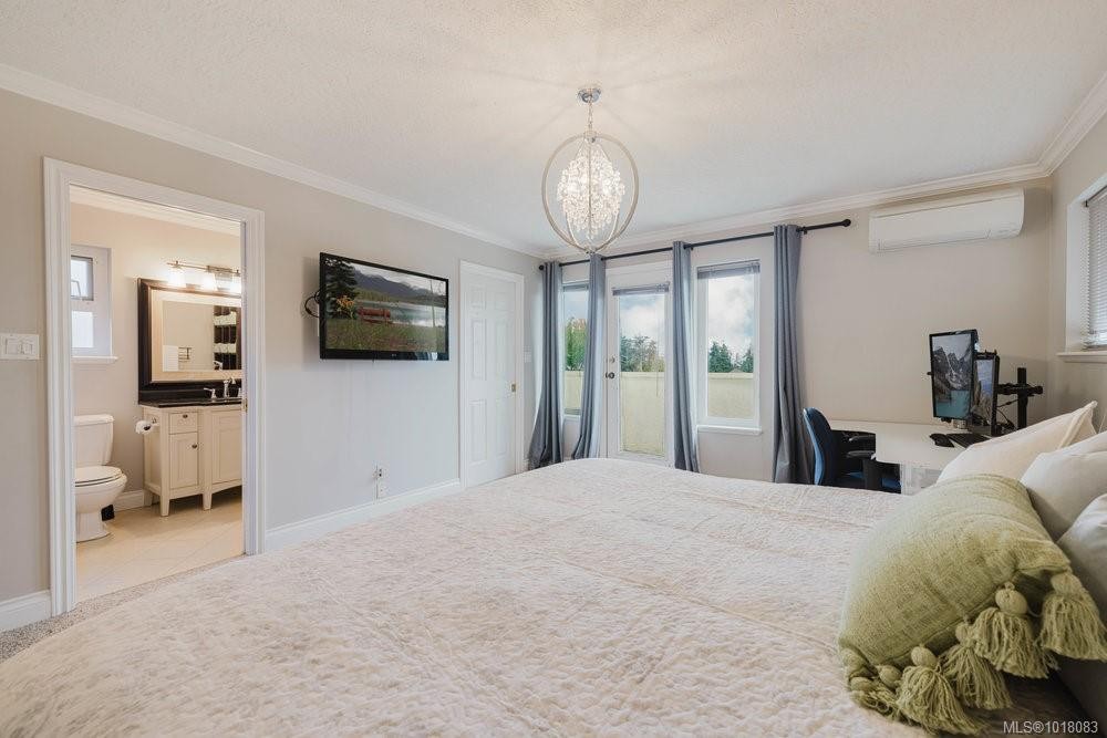 2310 Francis View Dr, View Royal, BC