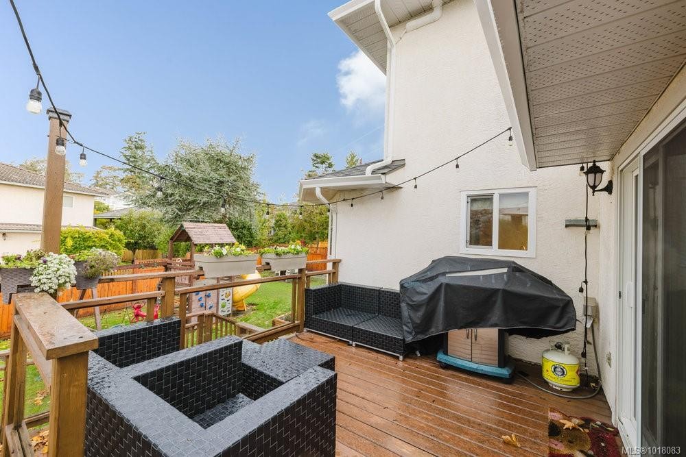 2310 Francis View Dr, View Royal, BC