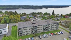 103-218 Bayview Ave Ladysmith, BC V9G 1A4