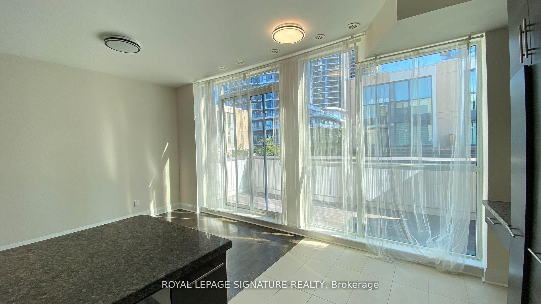 1-5040 Four Springs Avenue, Mississauga, ON - Photo Showing Other Room