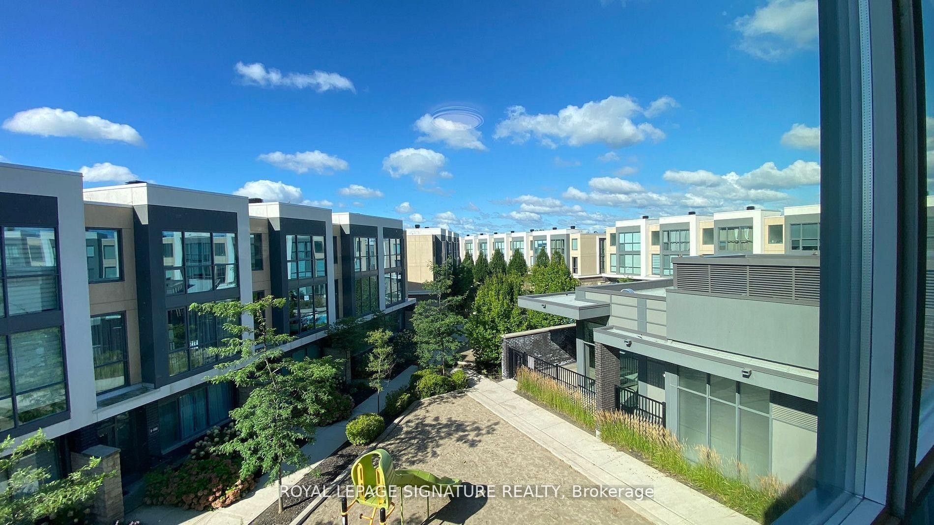 1-5040 Four Springs Avenue, Mississauga, ON - Outdoor