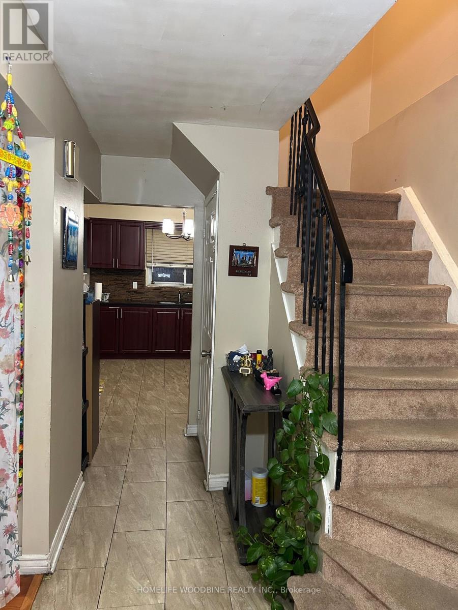 3341 Morning Star Drive, Mississauga, ON - Indoor Photo Showing Other Room