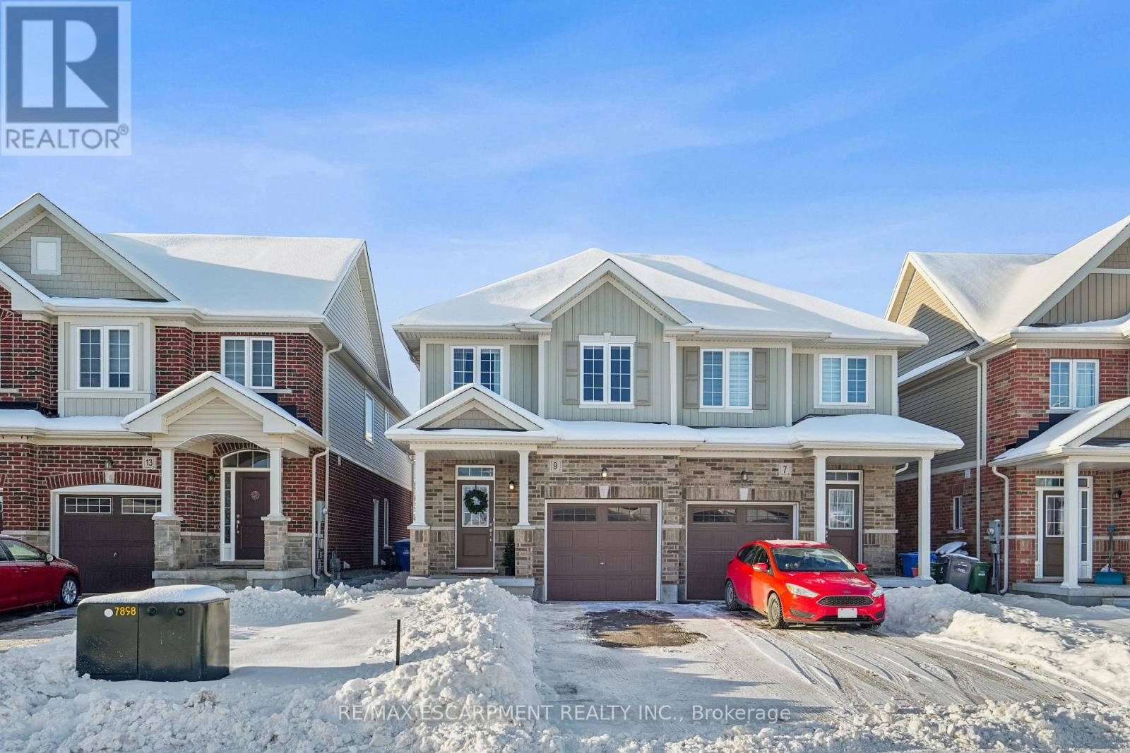 9 Elsegood Drive, Guelph, ON - Outdoor With Facade