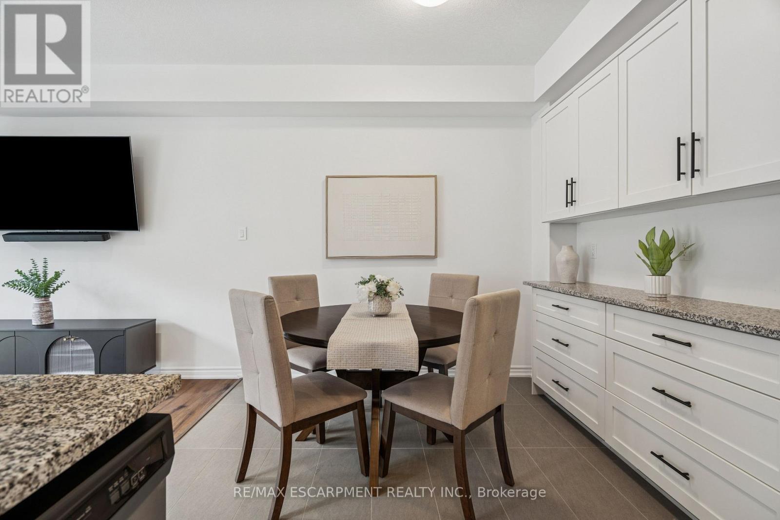 9 Elsegood Drive, Guelph, ON - Indoor Photo Showing Other Room