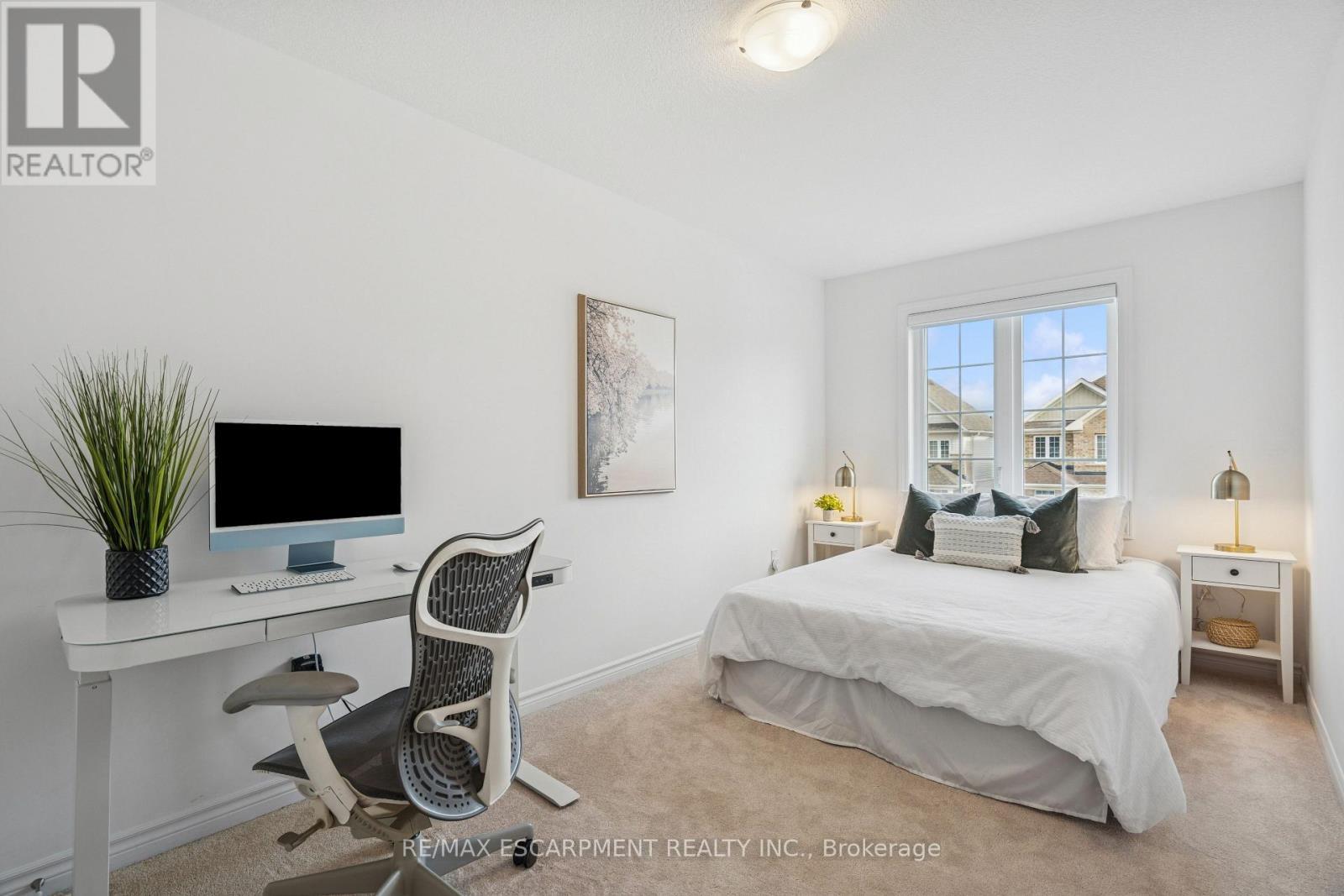 9 Elsegood Drive, Guelph, ON - Indoor Photo Showing Bedroom