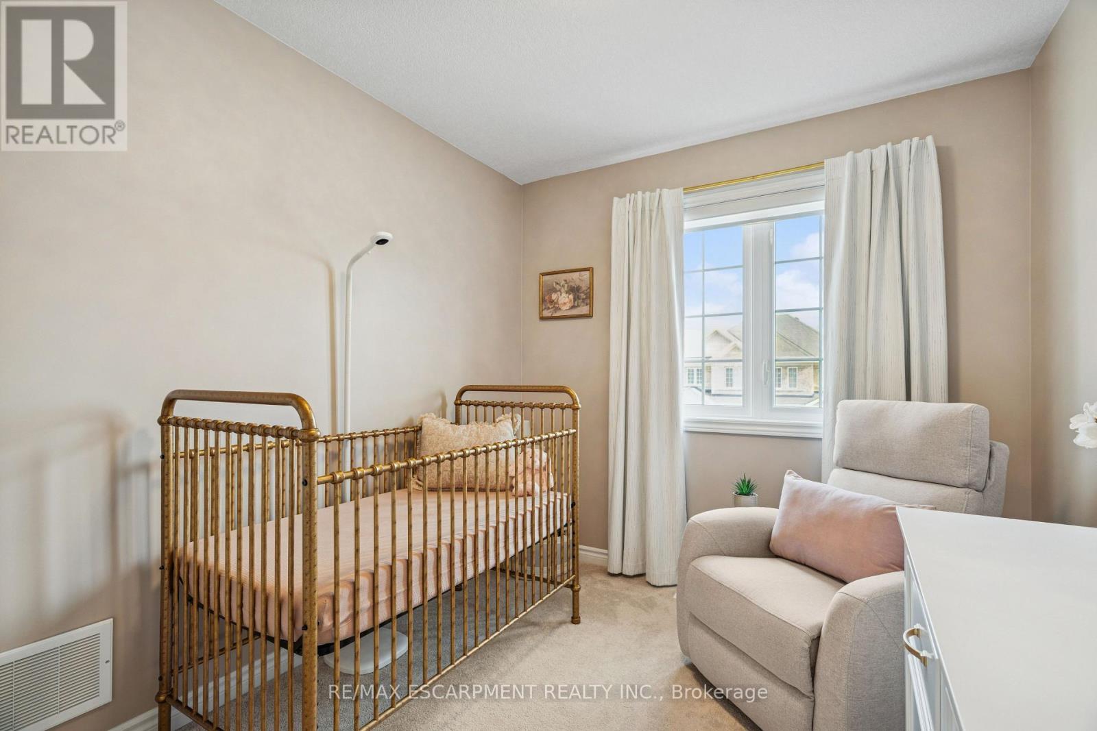 9 Elsegood Drive, Guelph, ON - Indoor