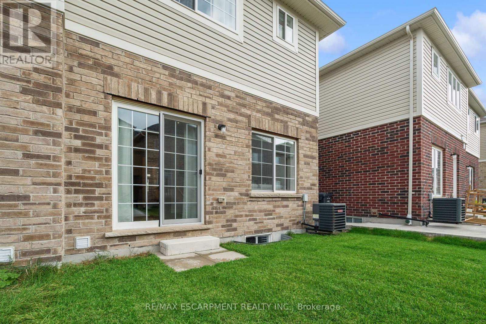 9 Elsegood Drive, Guelph, ON - Outdoor