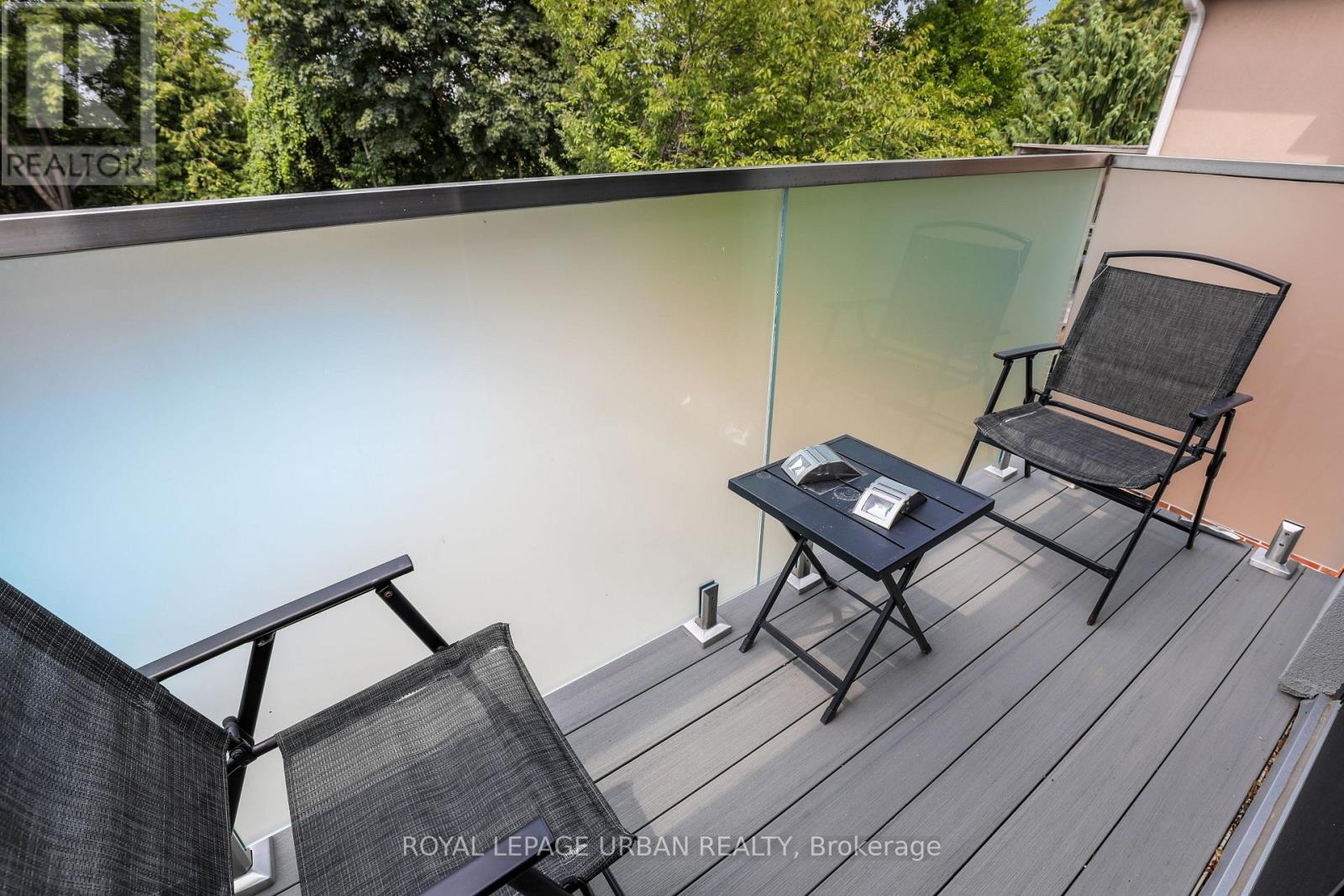 182 Parkview Hill Crescent, Toronto, ON - Outdoor