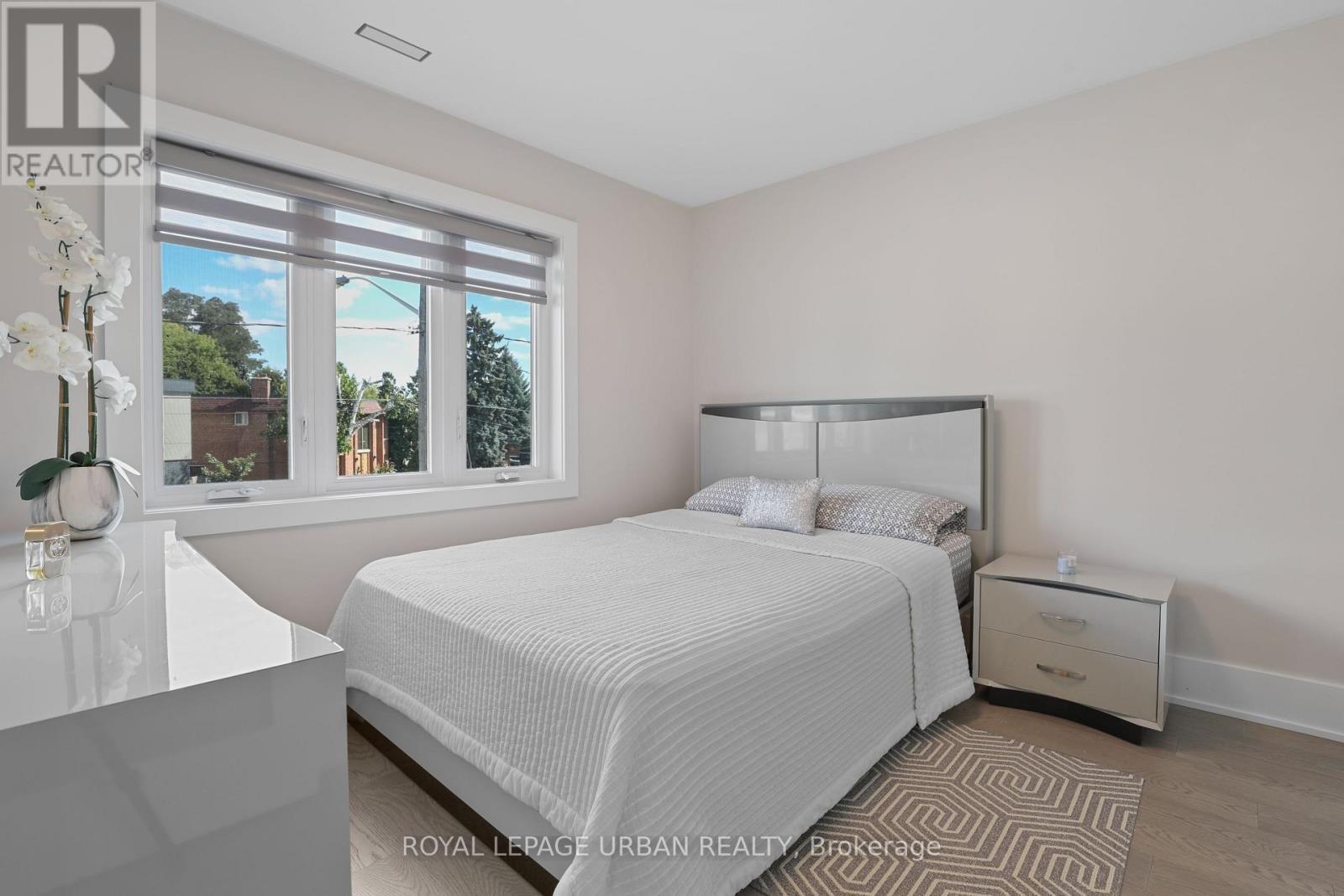 182 Parkview Hill Crescent, Toronto, ON - Indoor Photo Showing Bedroom