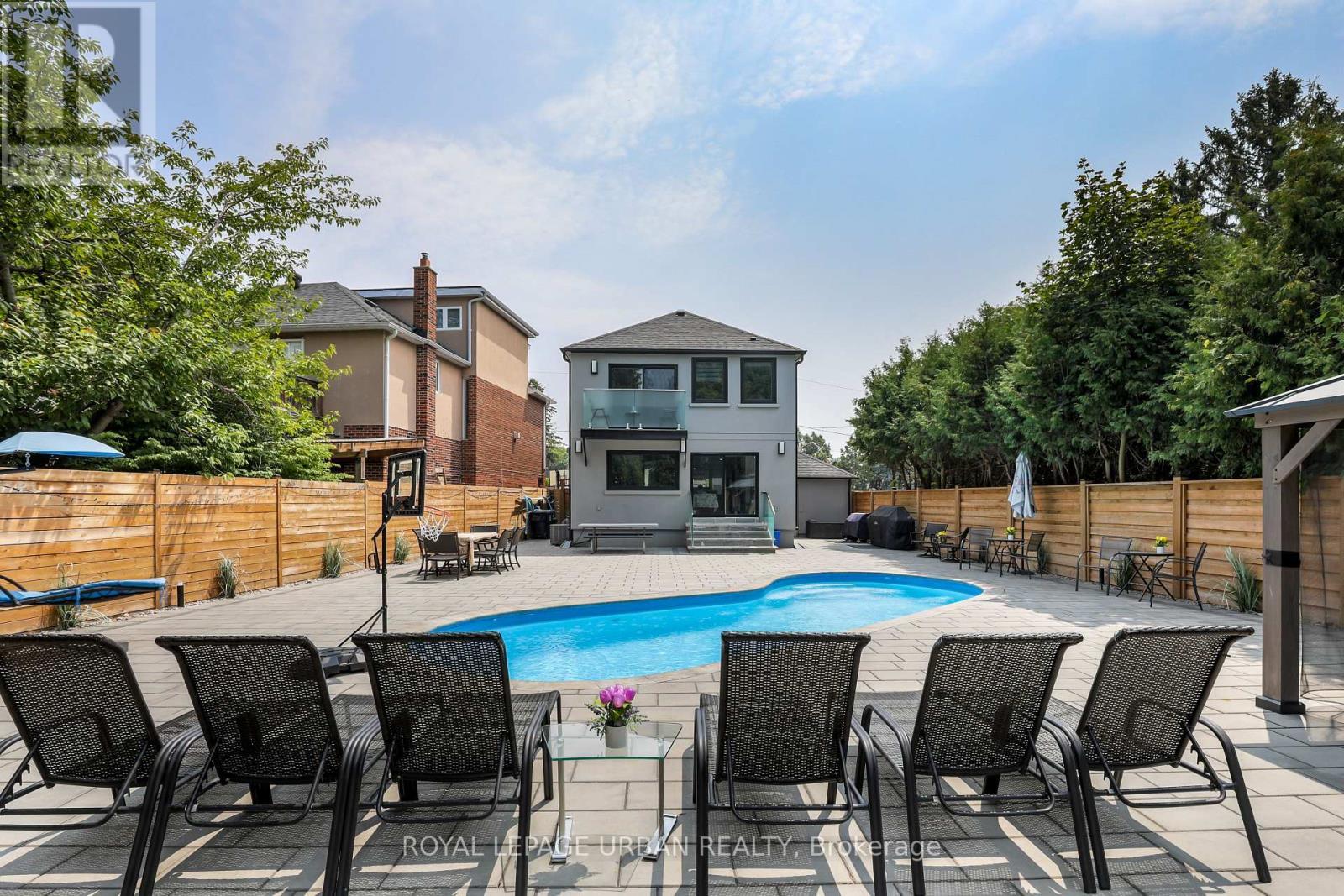 182 Parkview Hill Crescent, Toronto, ON - Outdoor With In Ground Pool With Deck Patio Veranda With Backyard