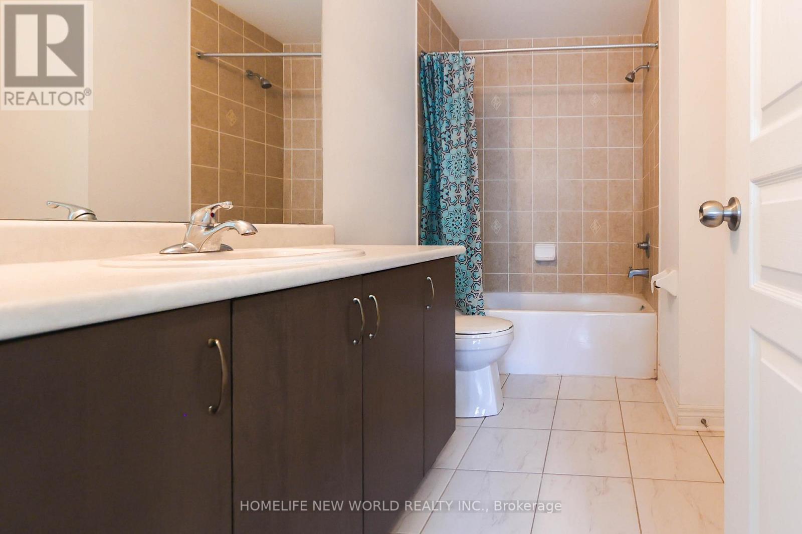 Main - 41 Pulpwood Crescent, Richmond Hill, ON - Indoor Photo Showing Bathroom