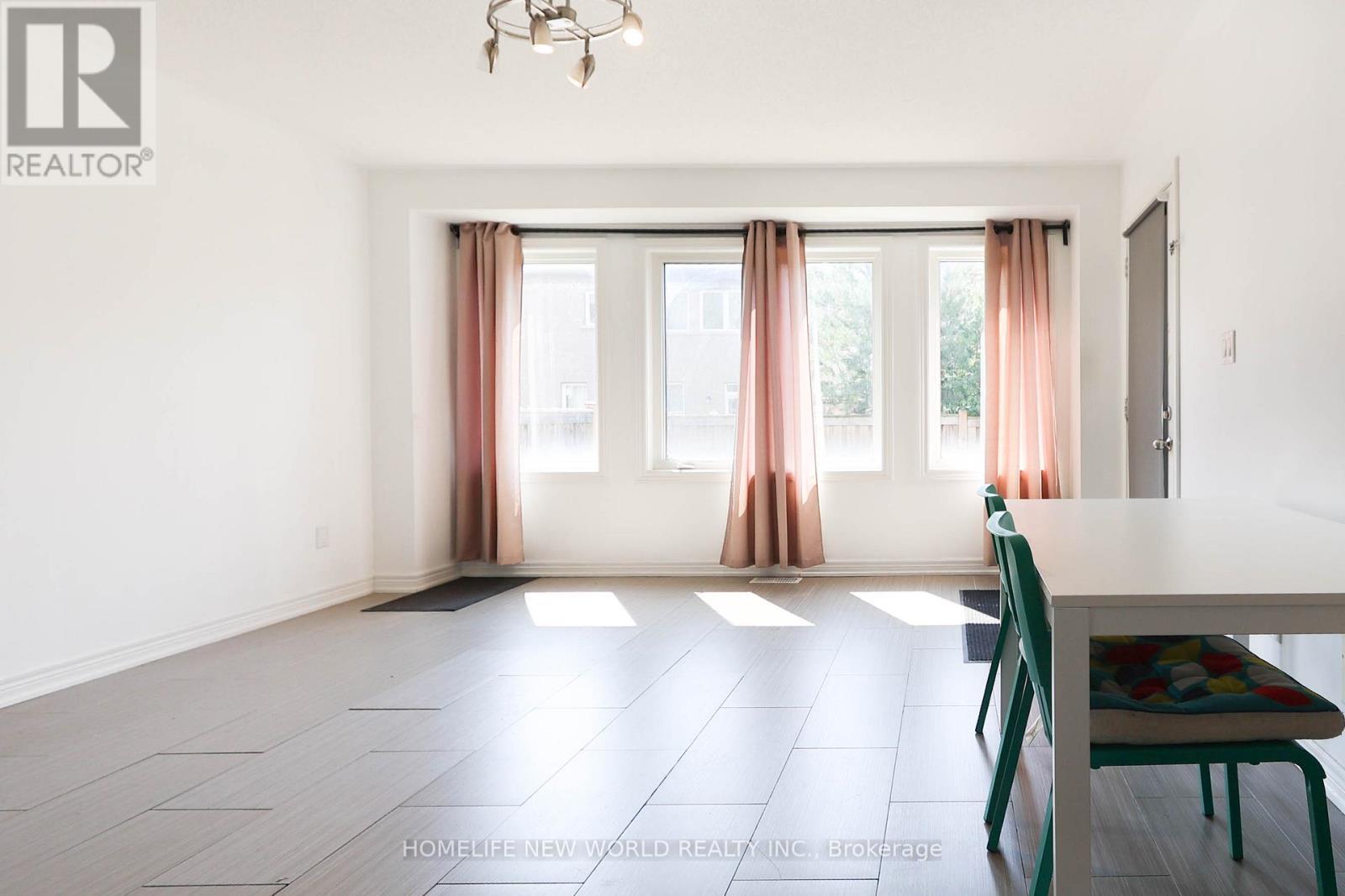 Main - 41 Pulpwood Crescent, Richmond Hill, ON - Indoor Photo Showing Other Room