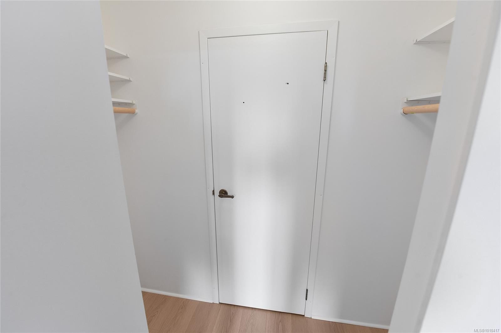 611-1745 Leighton Rd, Victoria, BC - Indoor Photo Showing Other Room