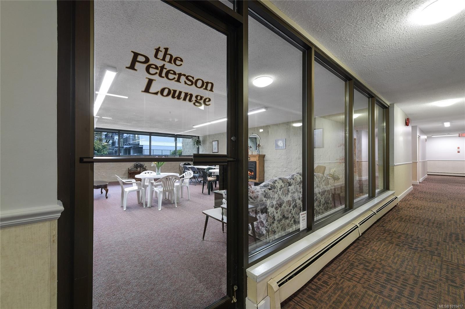 611-1745 Leighton Rd, Victoria, BC - Indoor Photo Showing Other Room